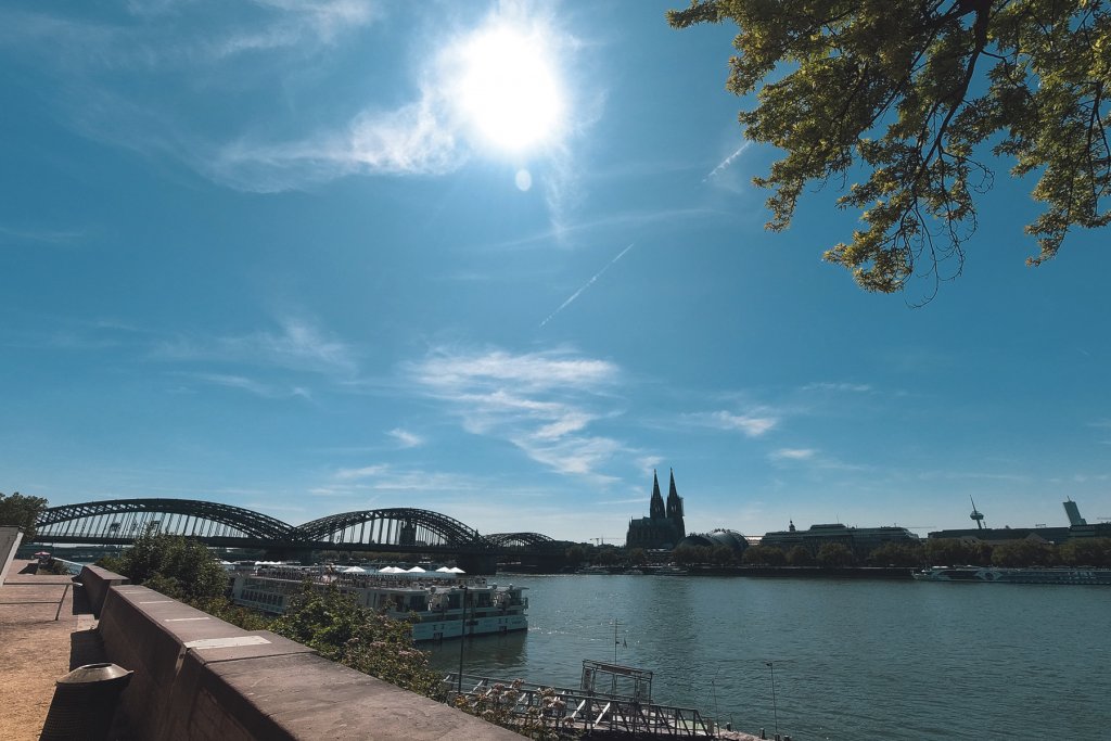Rheinpark Blick Koeln 1 Artikel