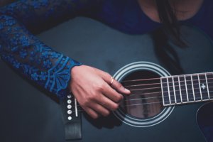 Musik Spielen Gitarre Koeln 1 Artikel – ©Pexels