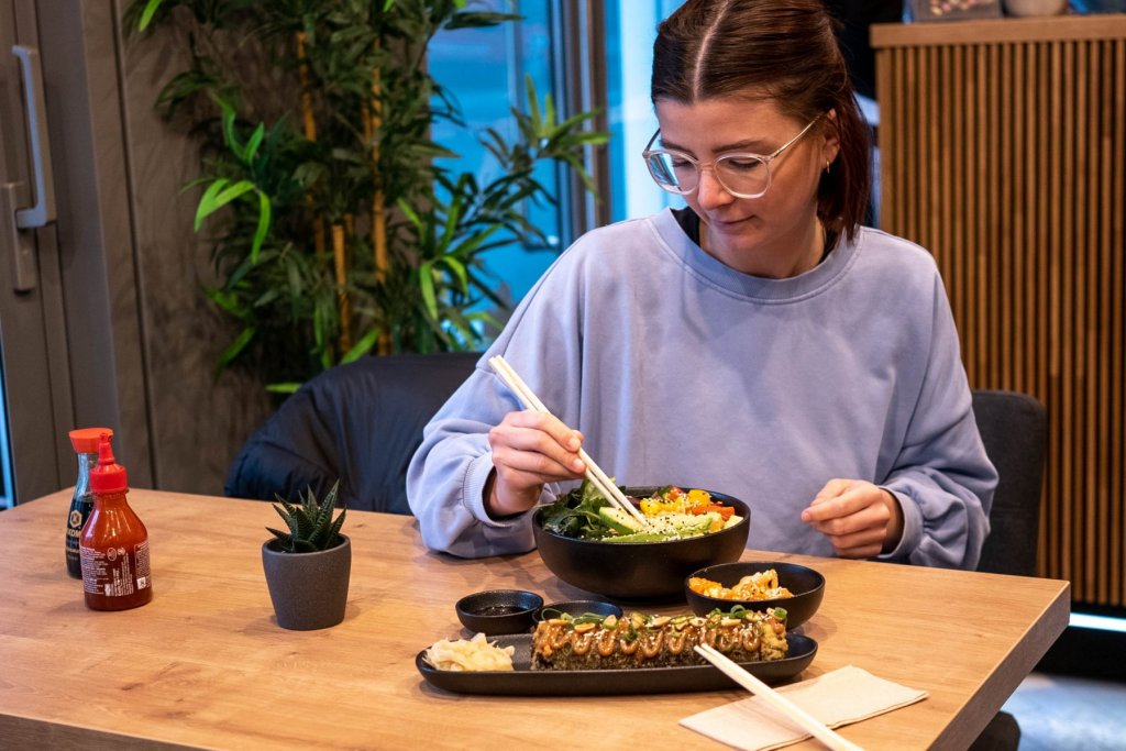 Geheimtipp Koeln Restaurant Rollz And Bowls Asiatisch Sushi Artikel Innenstadt 23