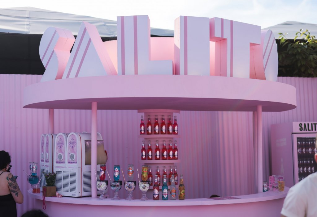 Pop Up Beach Koeln &ndash; &copy;Pop Up Beach Cologne