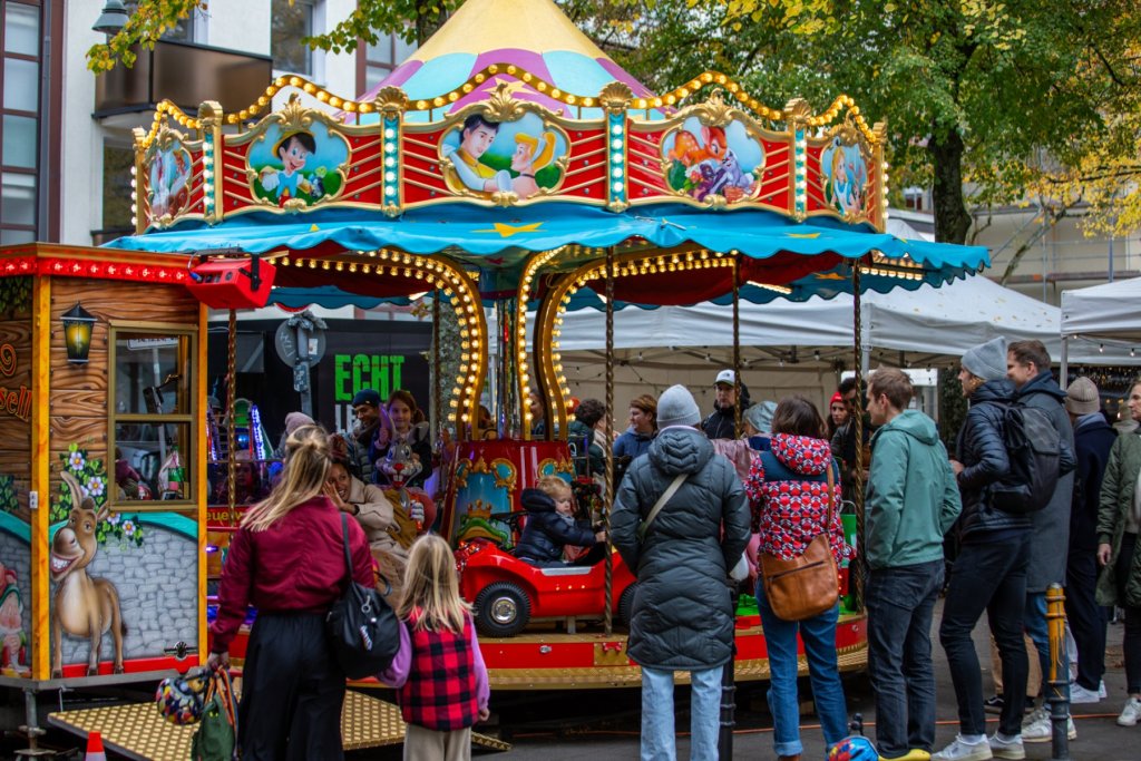 2024 10 13 Herbstfest Lindenthal S4 3065 Krzysztof Swider