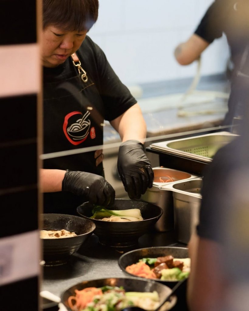 Thumbnail 1000026126