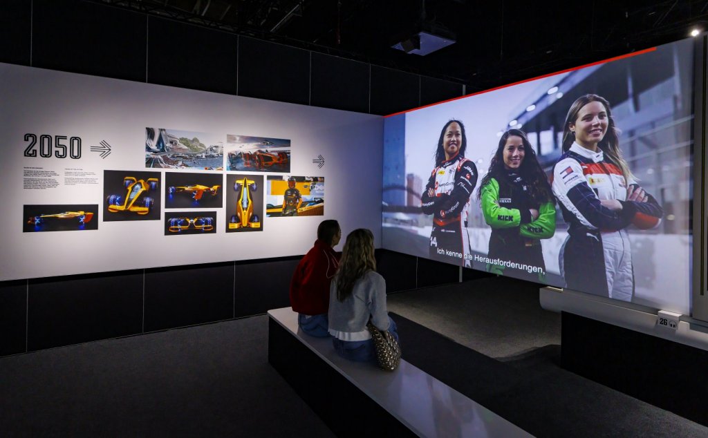 Photo Formula1 Ausstellung Oberhausen Credit Morris Mac Matzen 9 