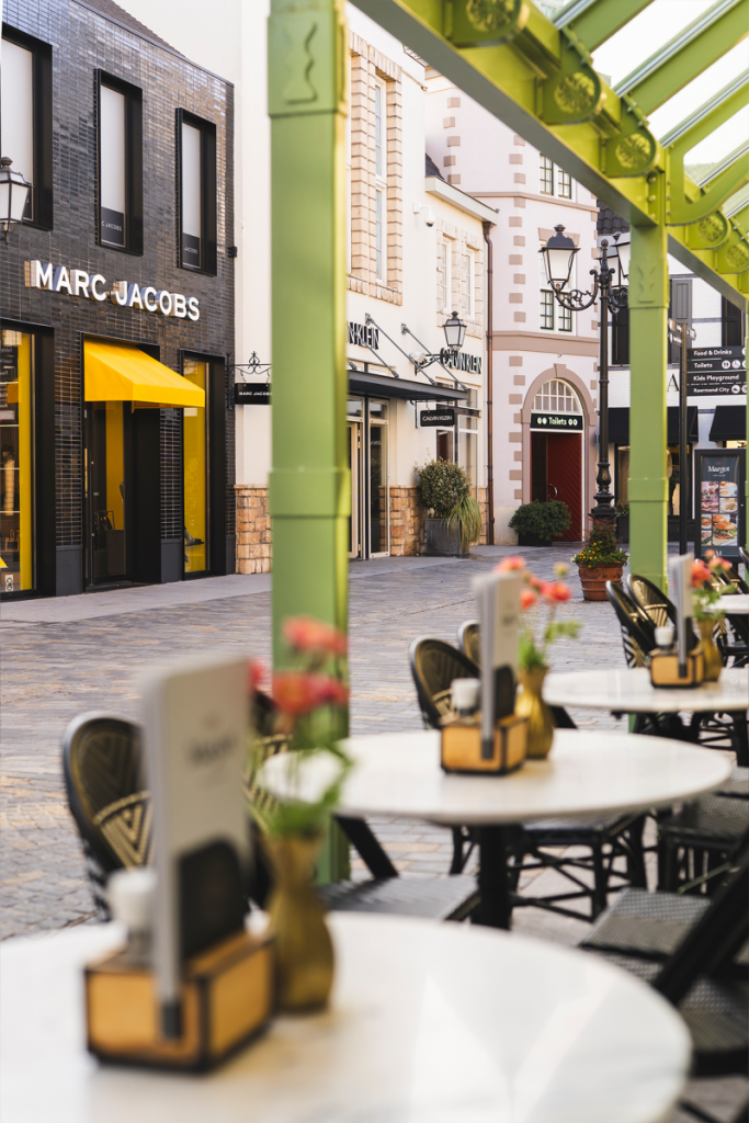 Roermond Outlet Ostern Koeln 10 Artikel