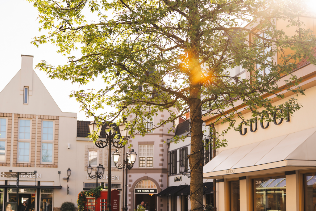 Roermond Outlet Ostern Koeln 5 Artikel