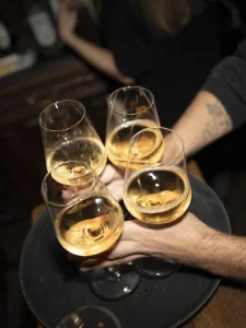 1000047999 &ndash; &copy;Weinstube Bacchus